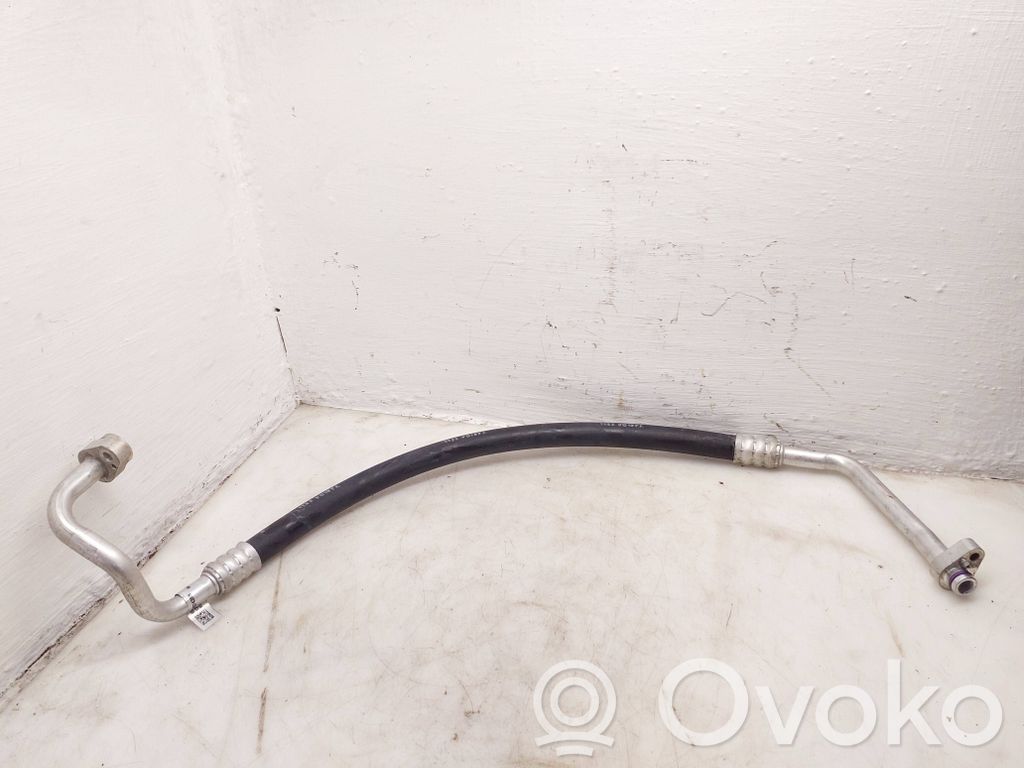 Audi A5 Ilmastointilaitteen putki (A/C) 