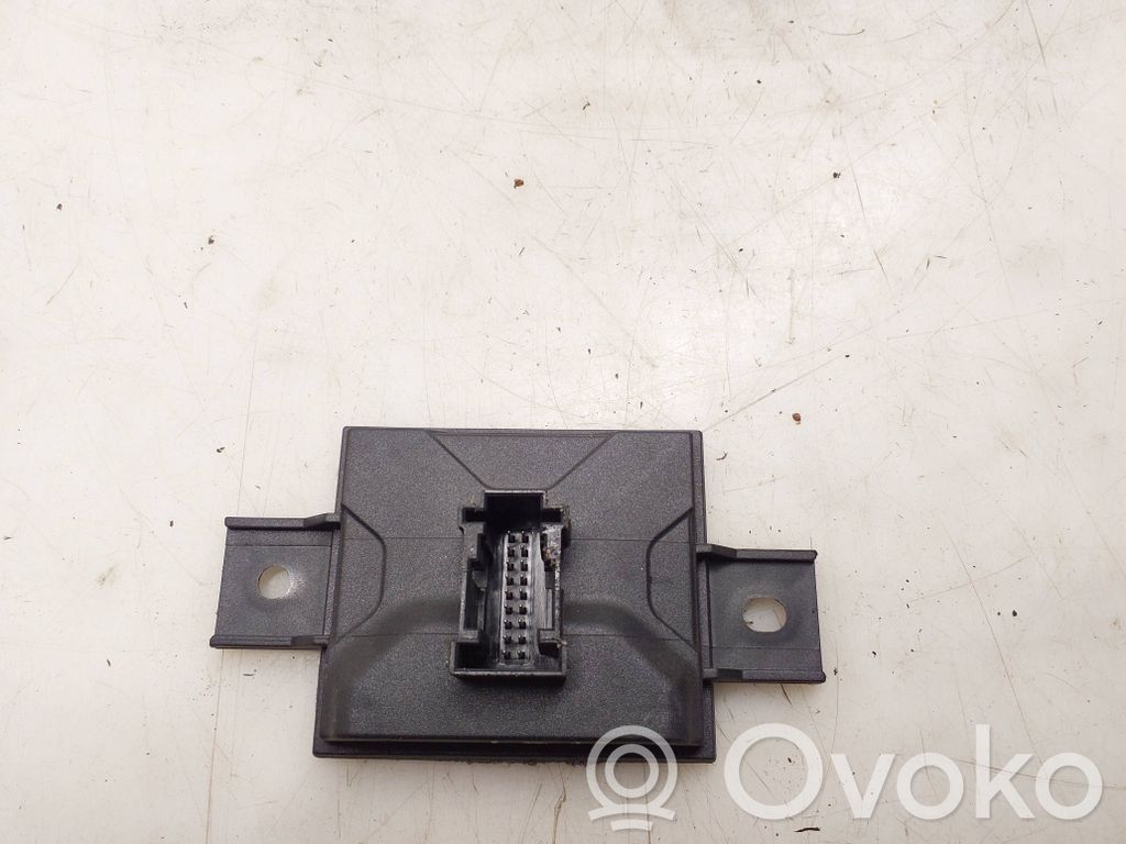 Mercedes-Benz C W205 Modul unitate control cameră 