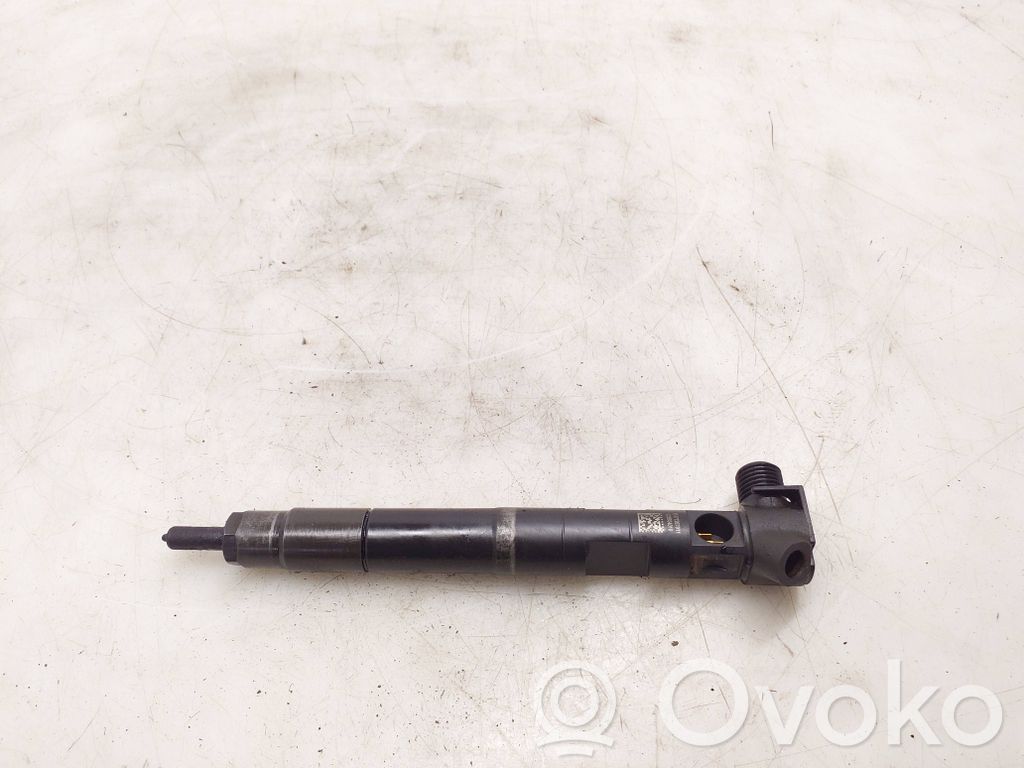 Mercedes-Benz C W205 Inyector de combustible 