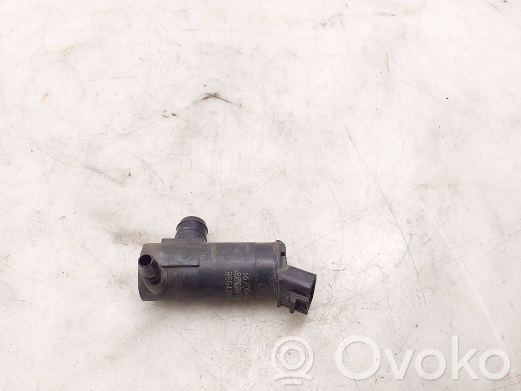 Toyota Camry VIII XV70  Pompa spryskiwacza szyby przedniej / czołowej 