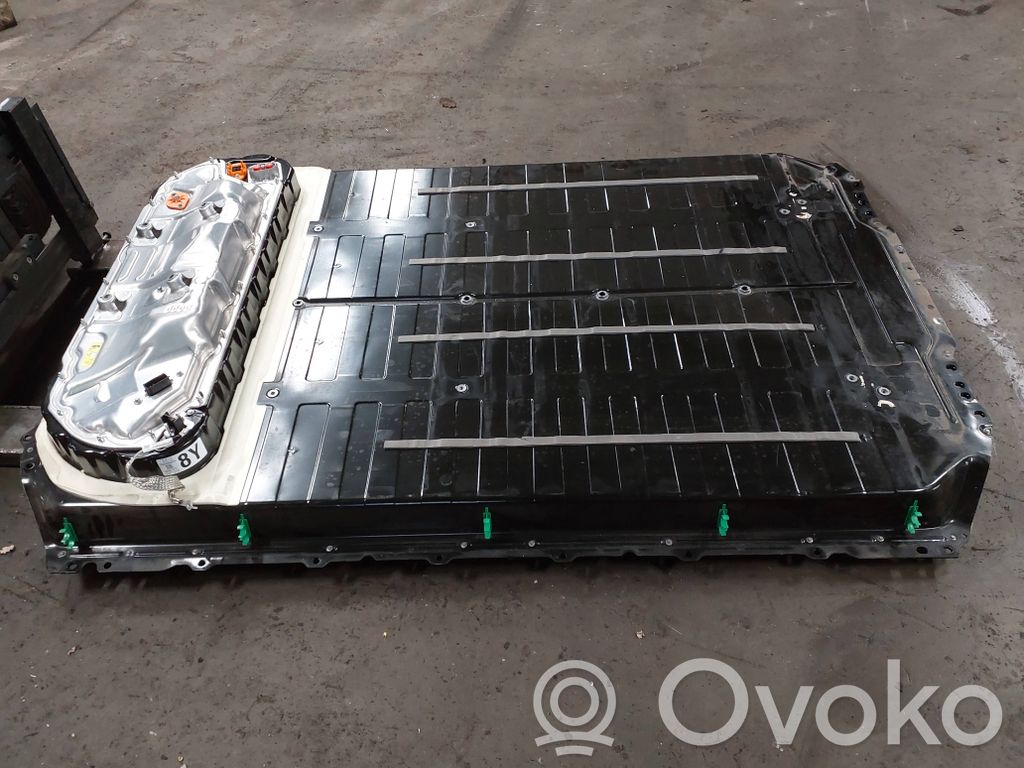 Tesla Model Y Batterie voiture electrique / hybride
