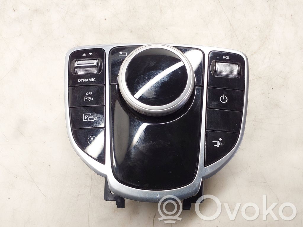Mercedes-Benz C W205 Pääyksikkö multimedian ohjaus 