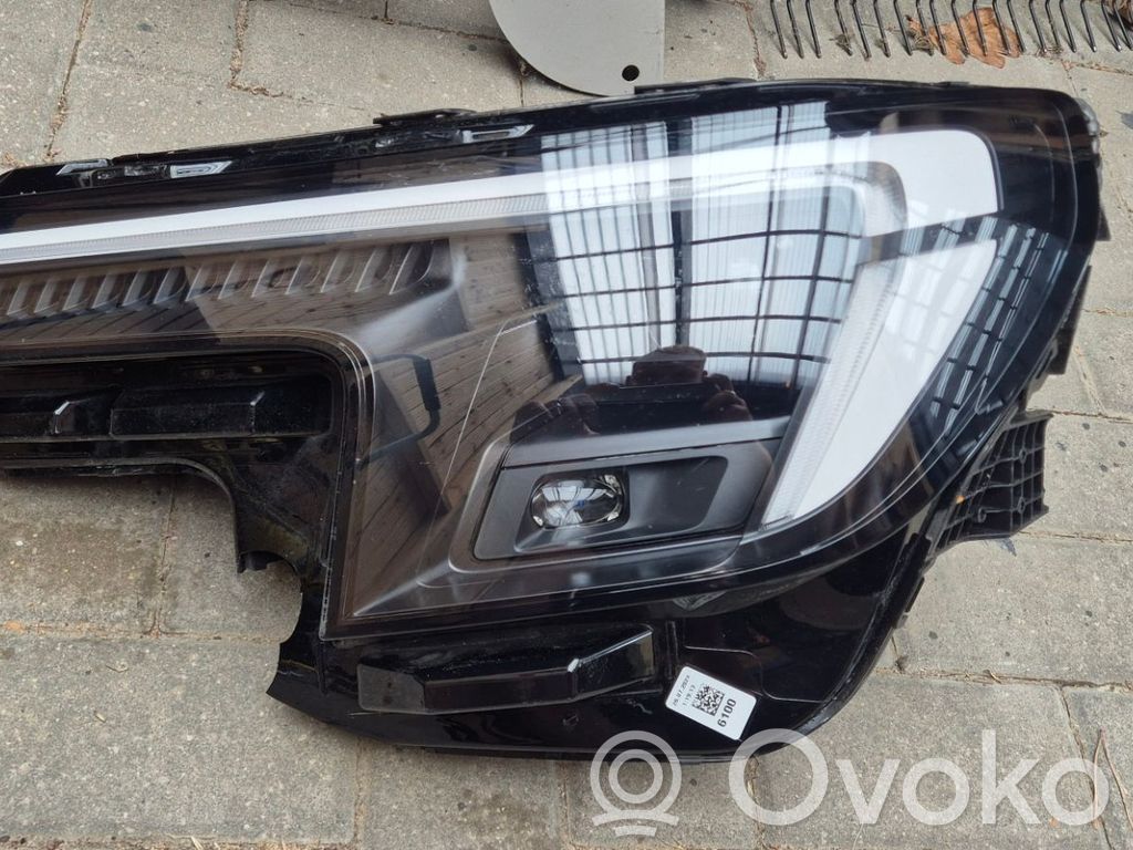 Ford Explorer VI Scheinwerfer 