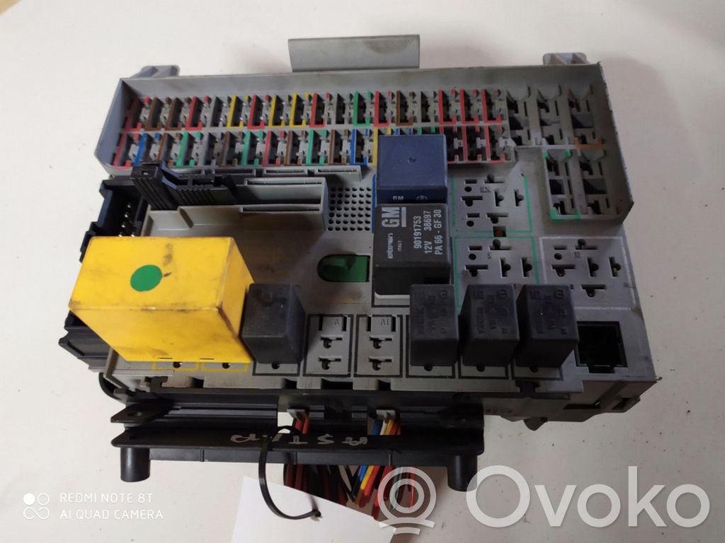 Módulo de fusible   90589965