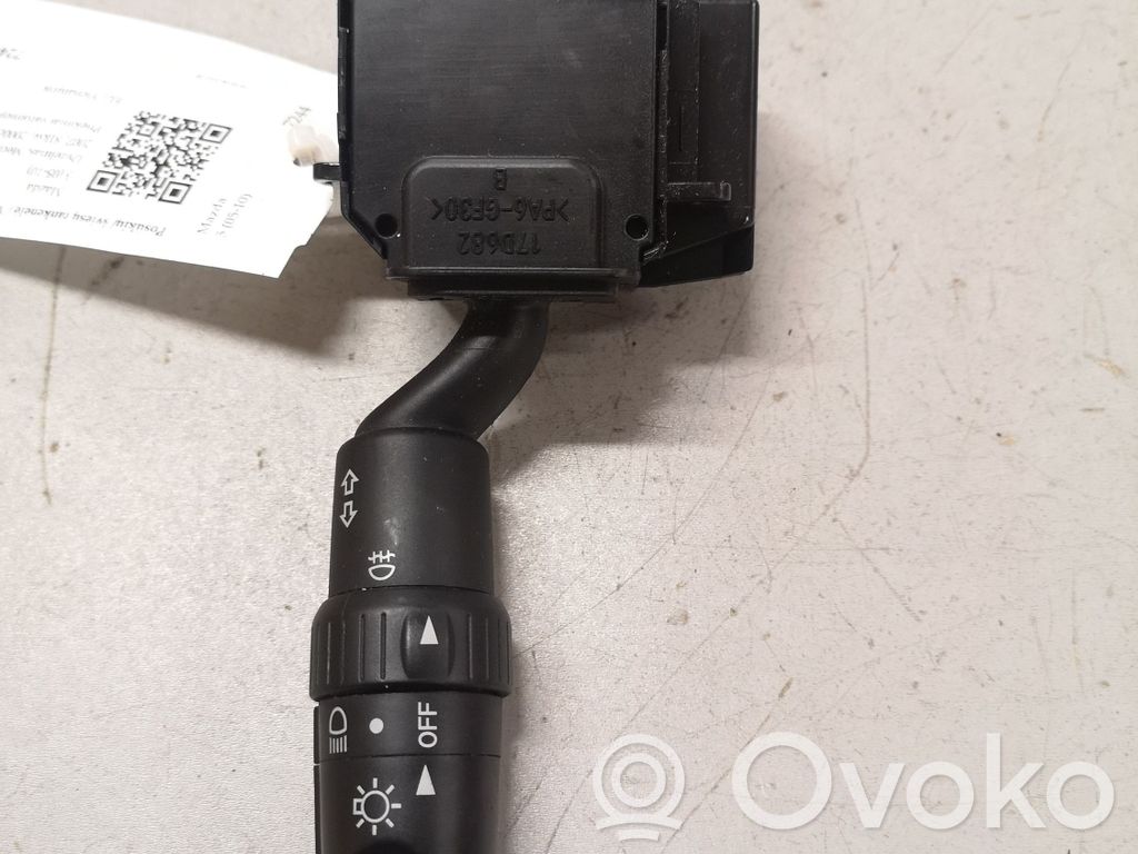 Indicator stalk   17D682