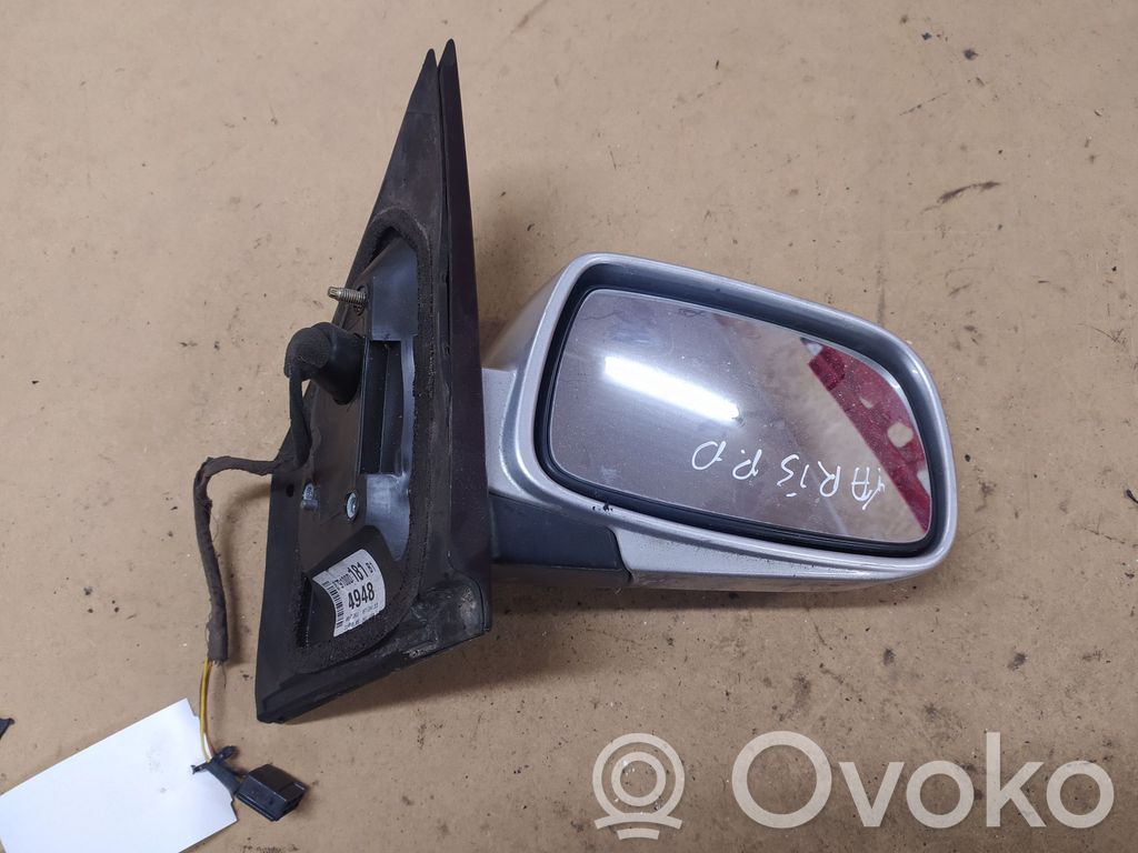 Toyota Yaris Front door electric wing mirror 