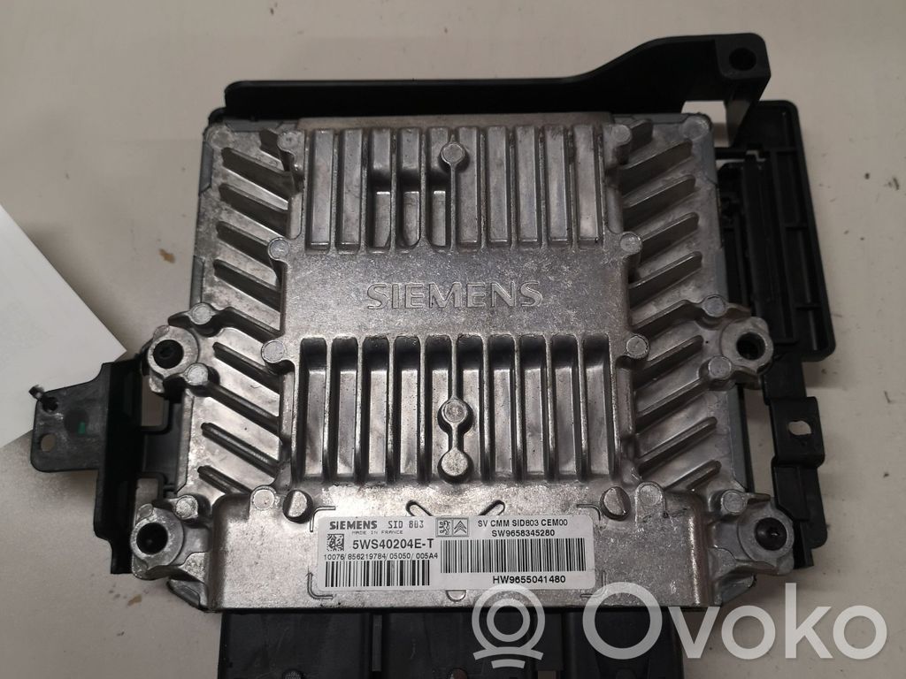 Peugeot 407 Engine control unit/module 
