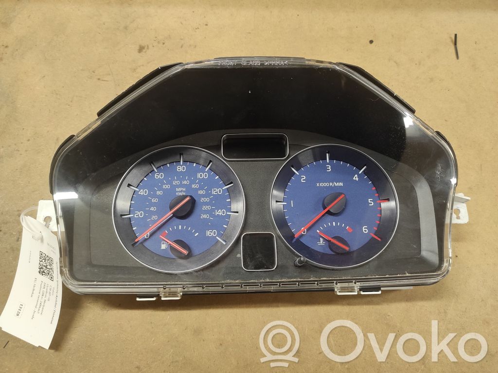 Volvo C30 Speedometer (instrument cluster) 