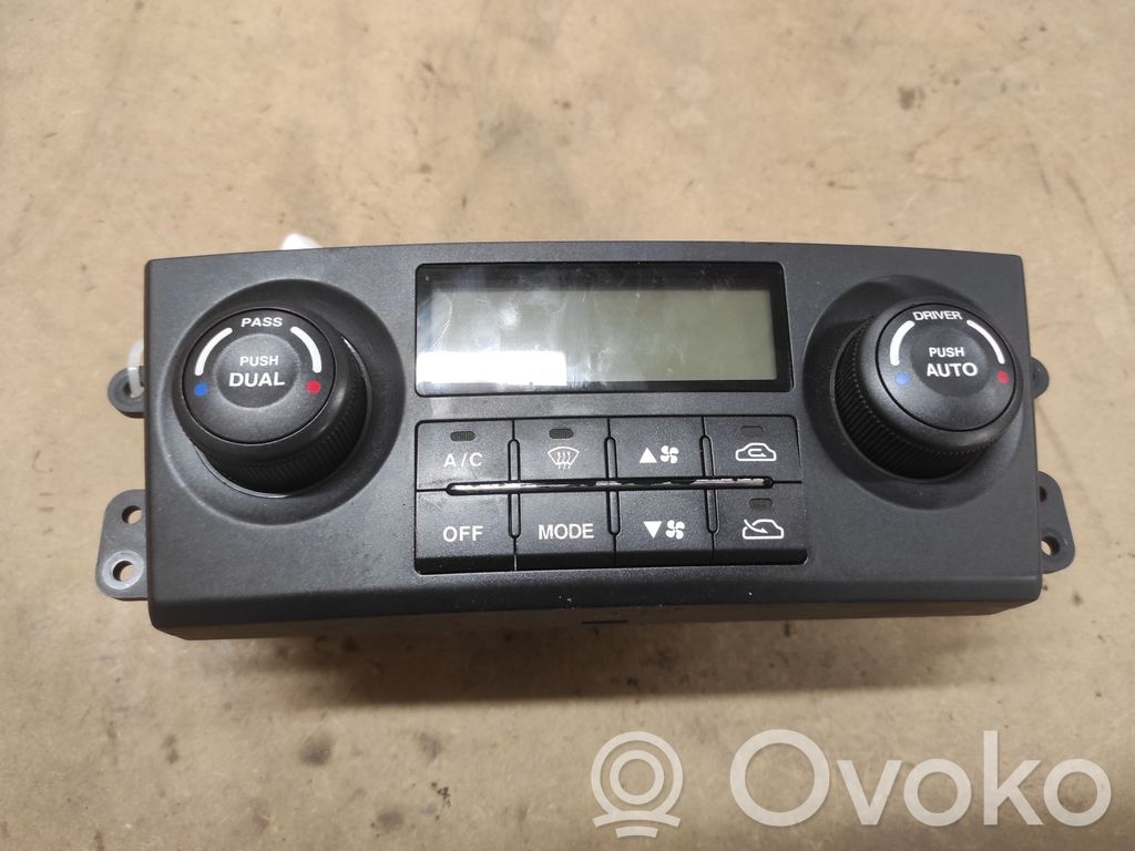 KIA Sorento Climate control unit 