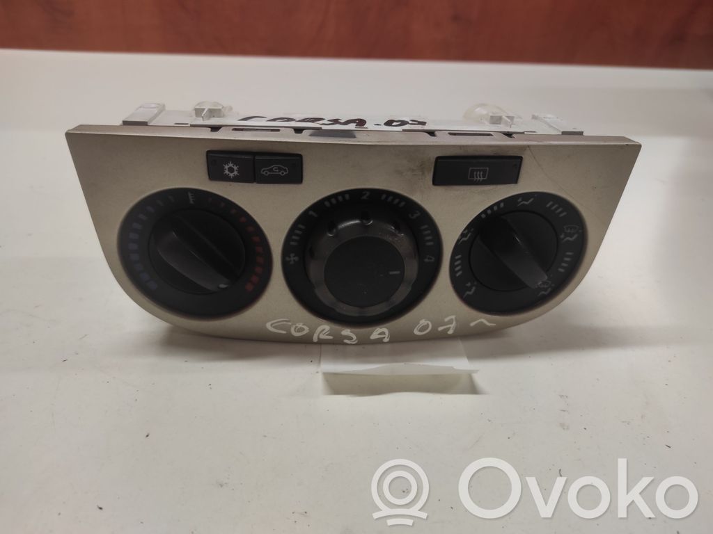 Opel Corsa D Climate control unit 