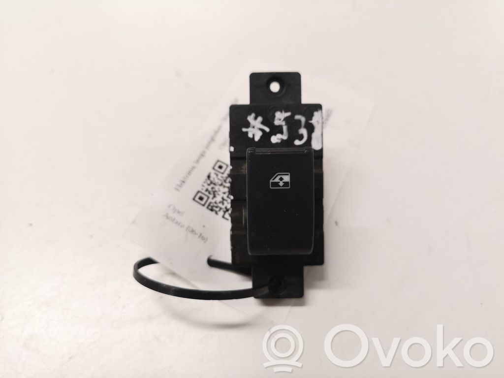 Electric window control switch   202005438