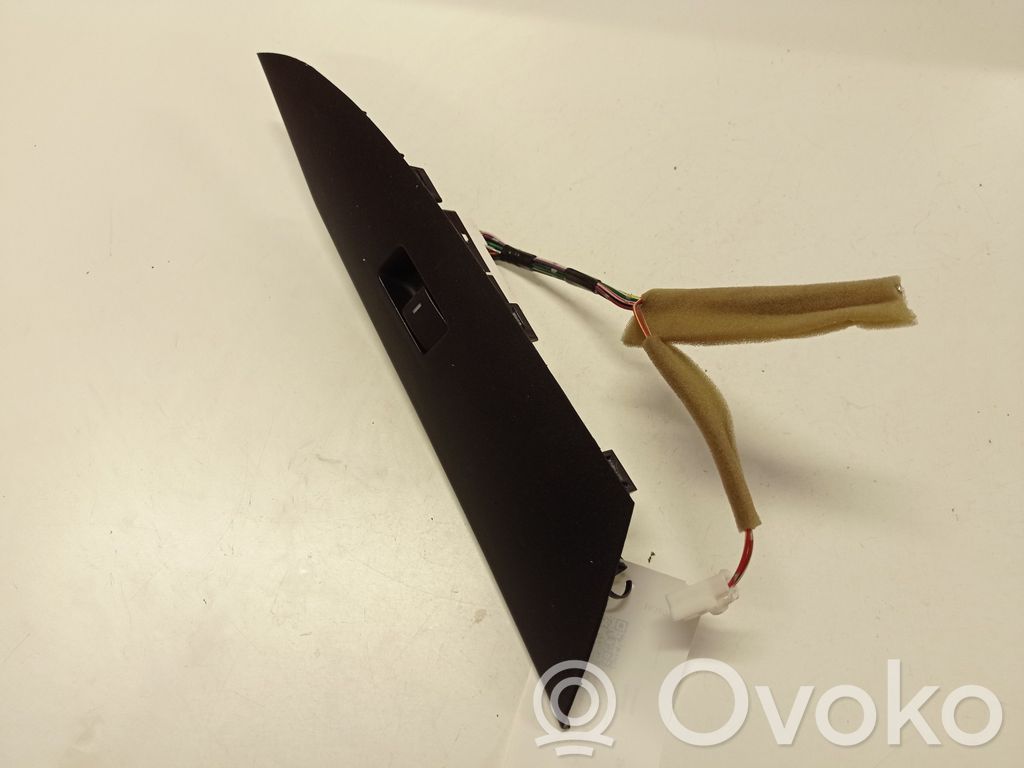 Mazda 3 II Electric window control switch 