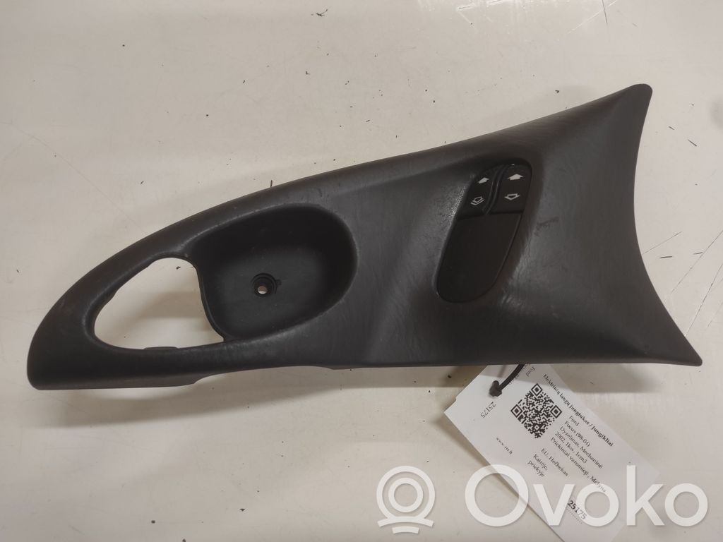 Ford Focus Electric window control switch 