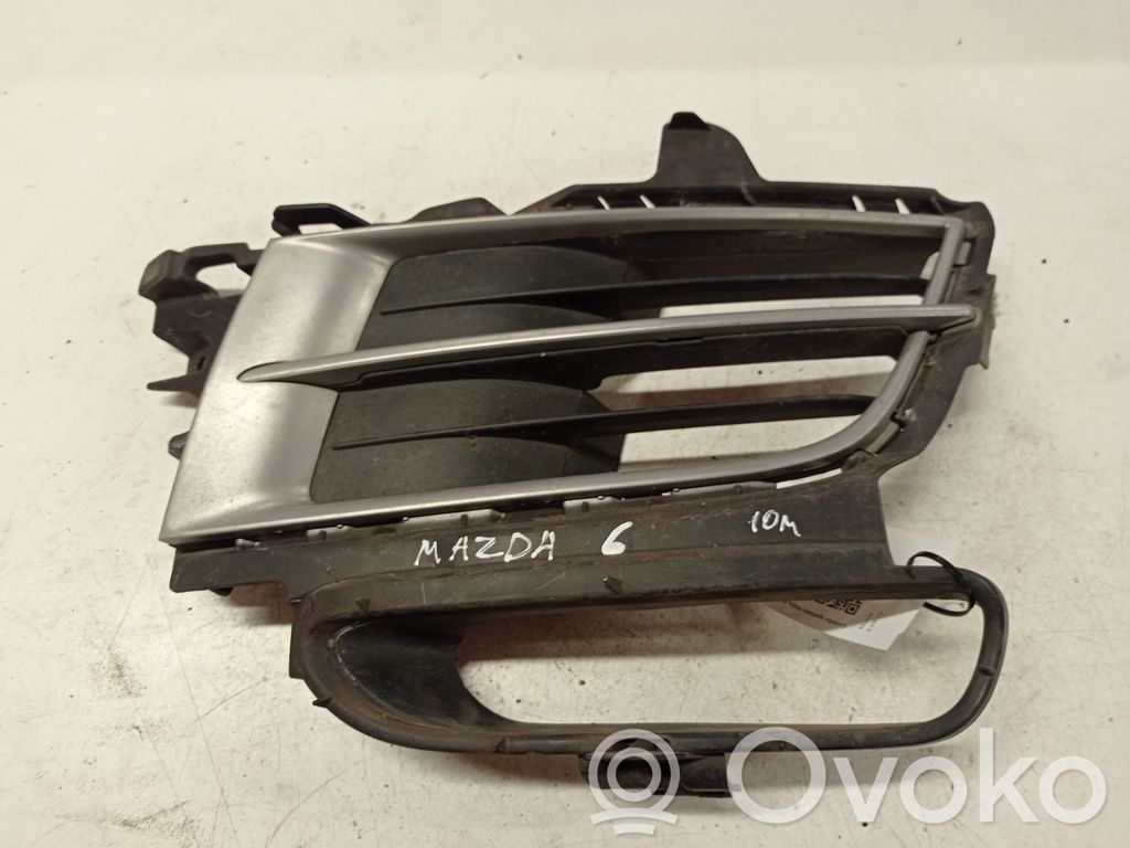 Mazda 6 Grotelės apatinės (trijų dalių) 