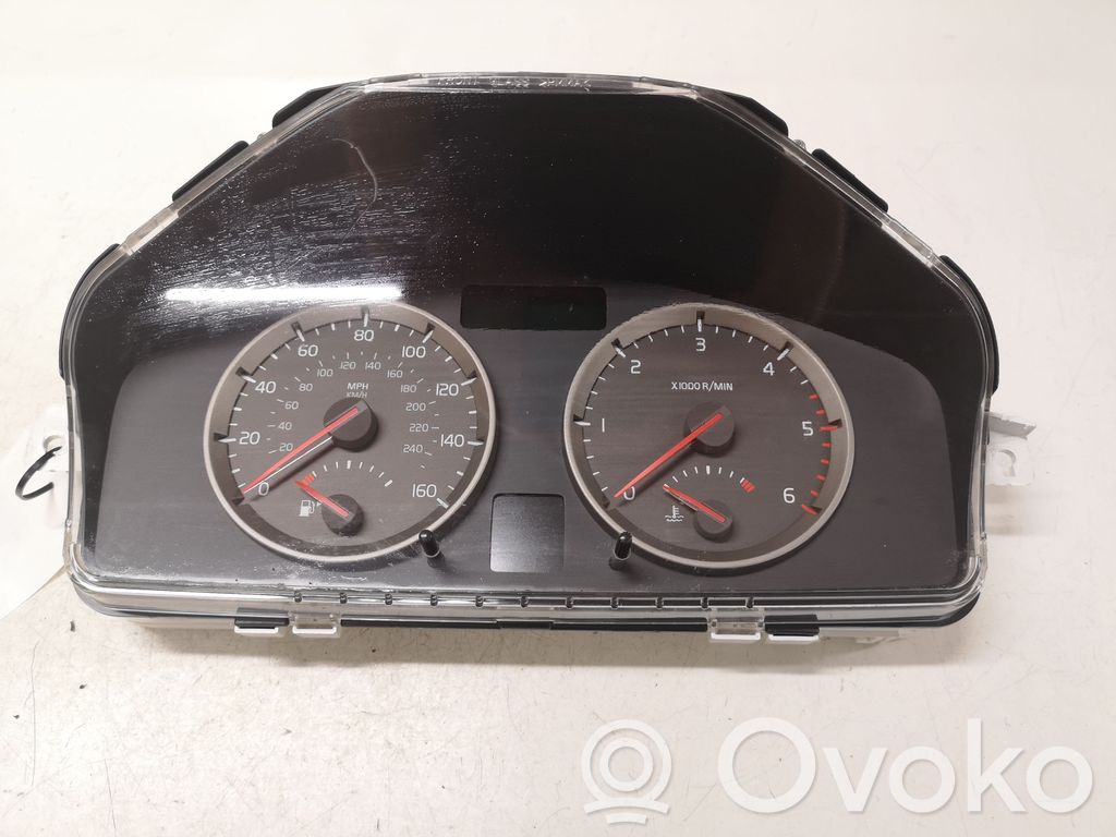 Volvo S40 Spidometras (prietaisų skydelis) 