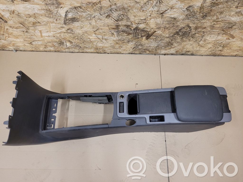 Volvo V50 Centrālā konsole 