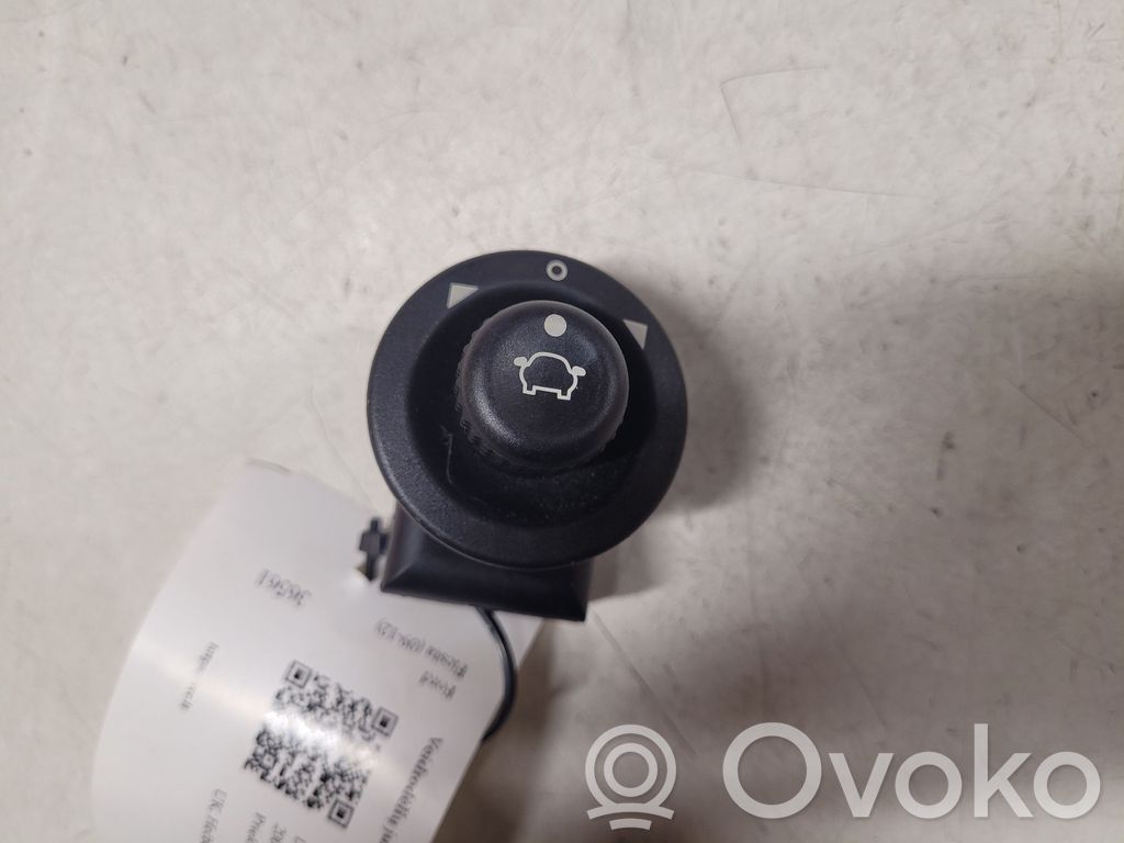 Ford Fiesta Wing mirror switch 
