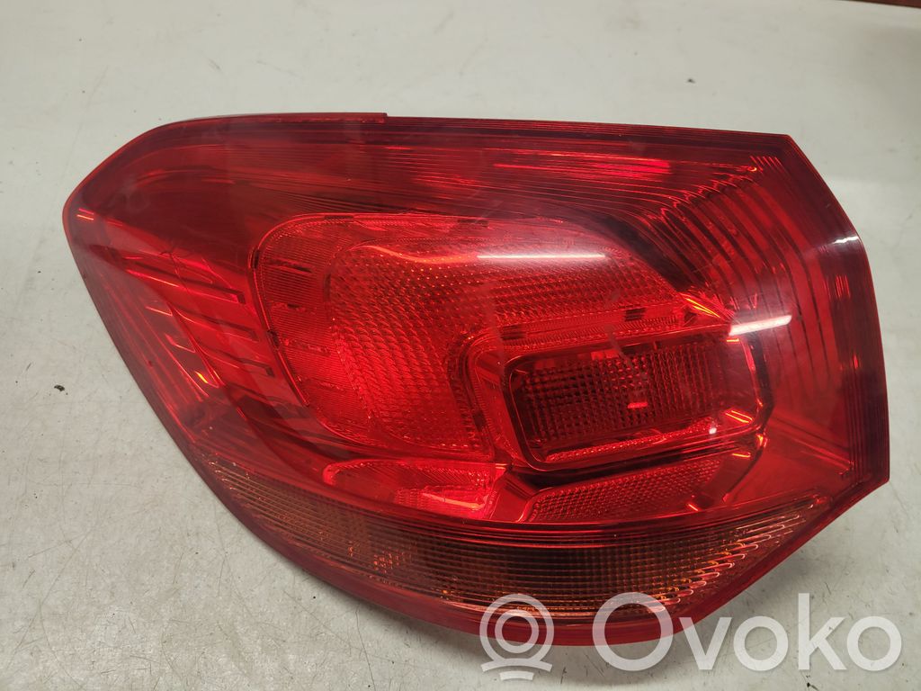Opel Astra J Rear/tail lights 