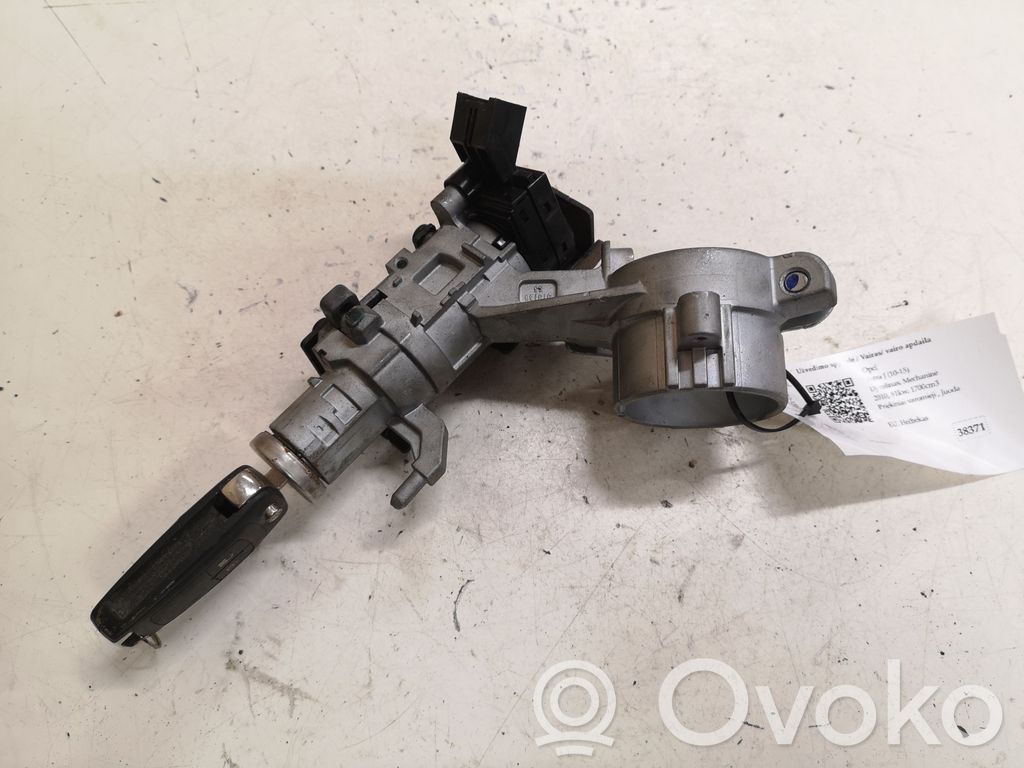 Opel Astra J Ignition lock 