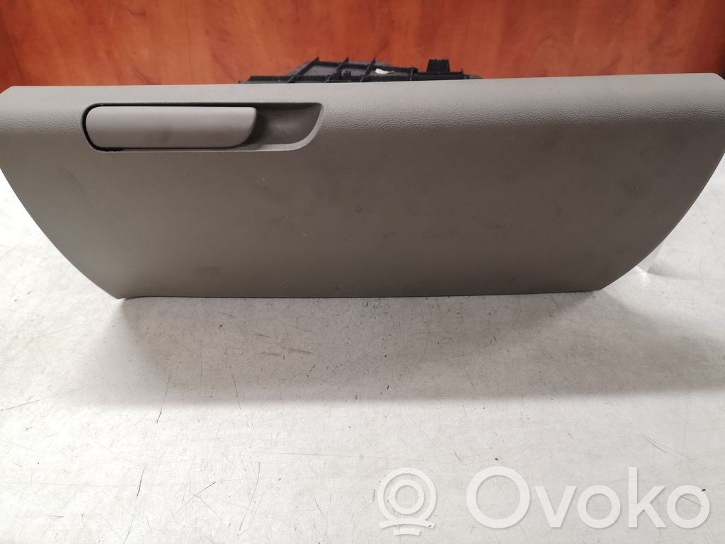 Citroen C5 Daiktadėžė 