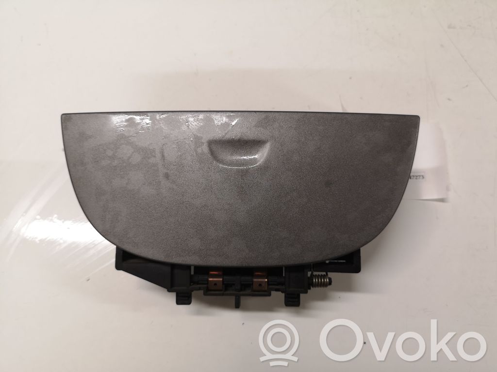 Car ashtray   9650231877,34685X,9632609777,28874X