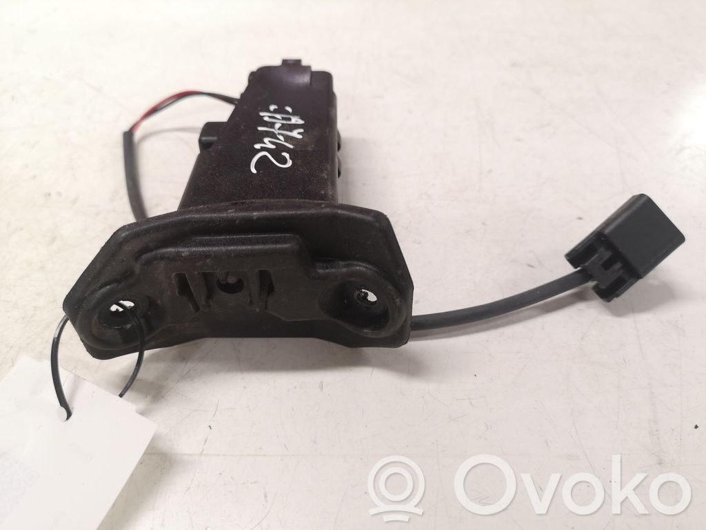 Chevrolet Captiva Fuel tank cap lock 