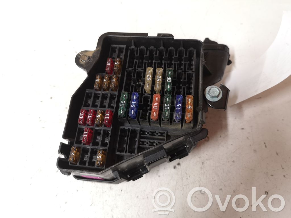 Audi A6 S6 C6 4F Modulo fusibile 