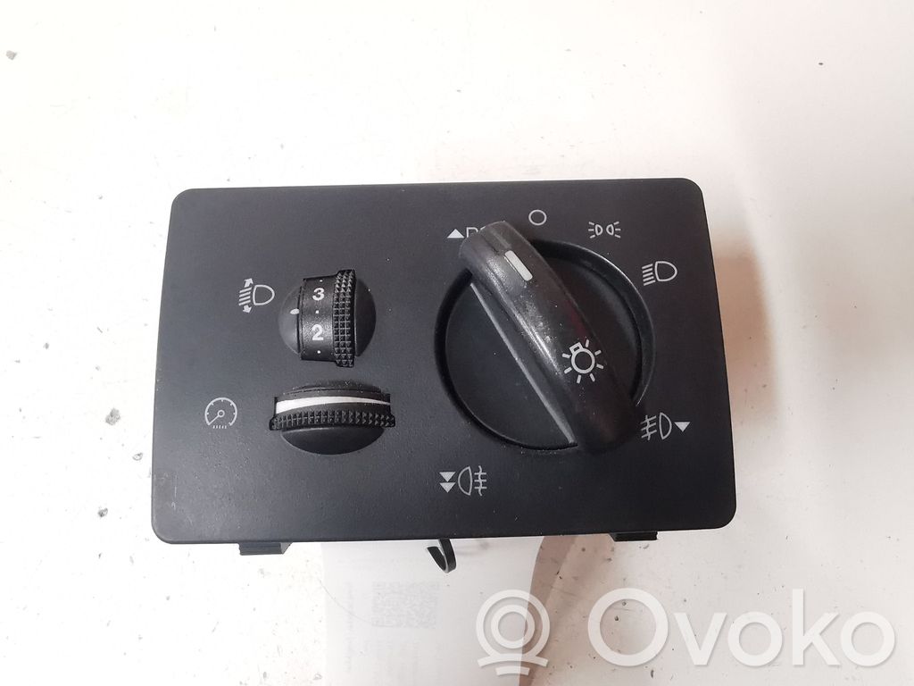 Ford Focus C-MAX Interruptor de luz 