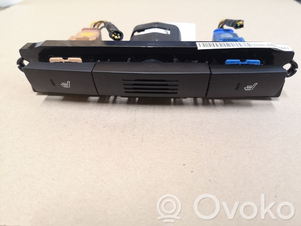 KIA Sorento Seat heating switch 