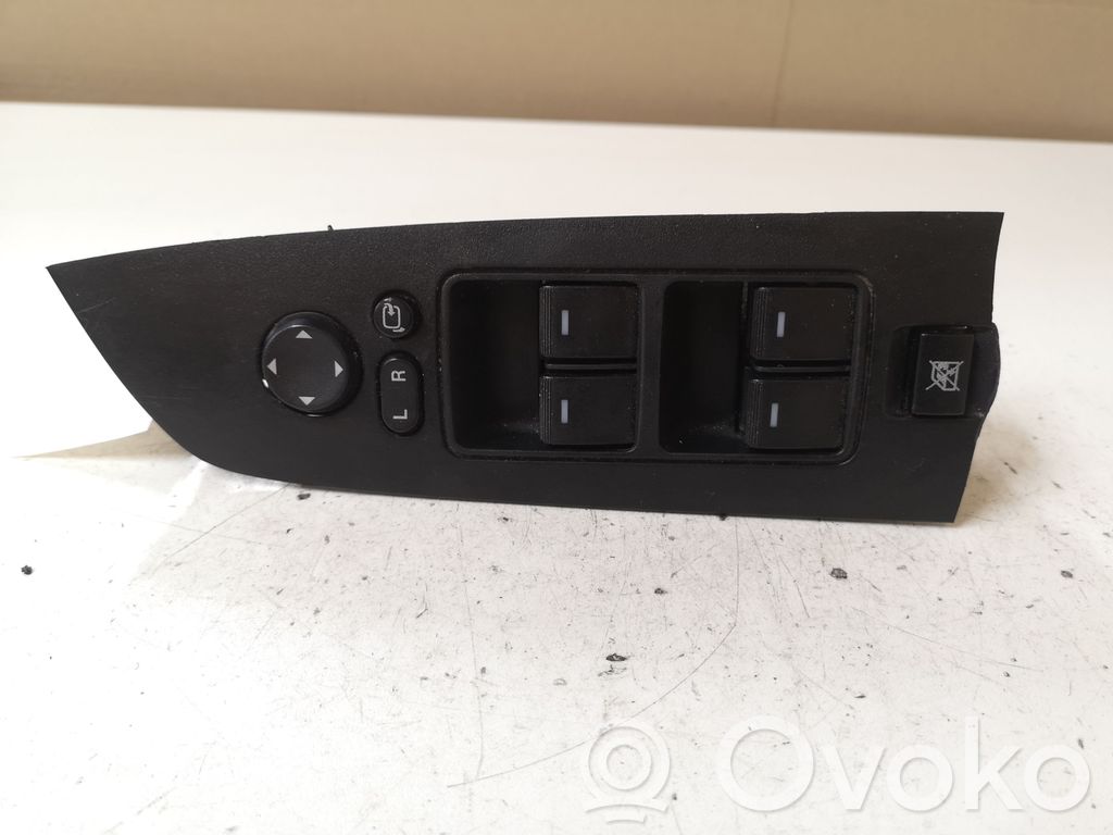 Electric window control switch   GDN466350A,5AA866EA04