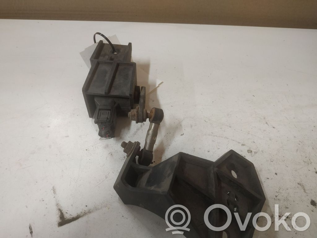 Mazda 6 Headlight/headlamp level sensor 