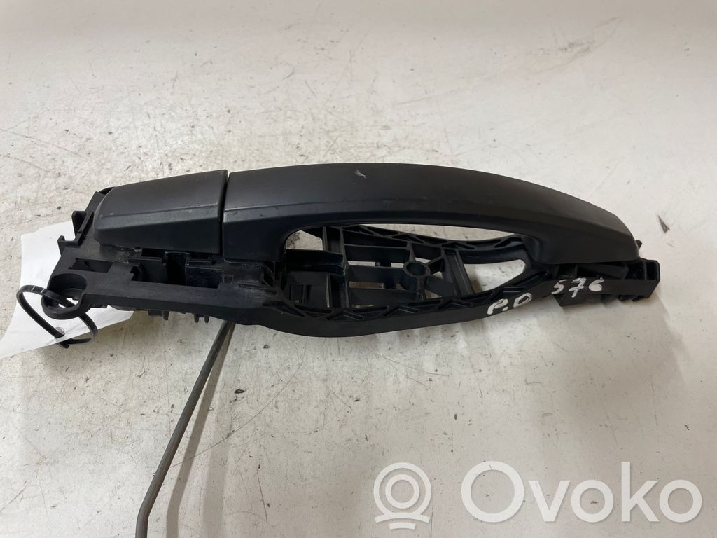 Opel Corsa D Klamka zewnętrzna drzwi 