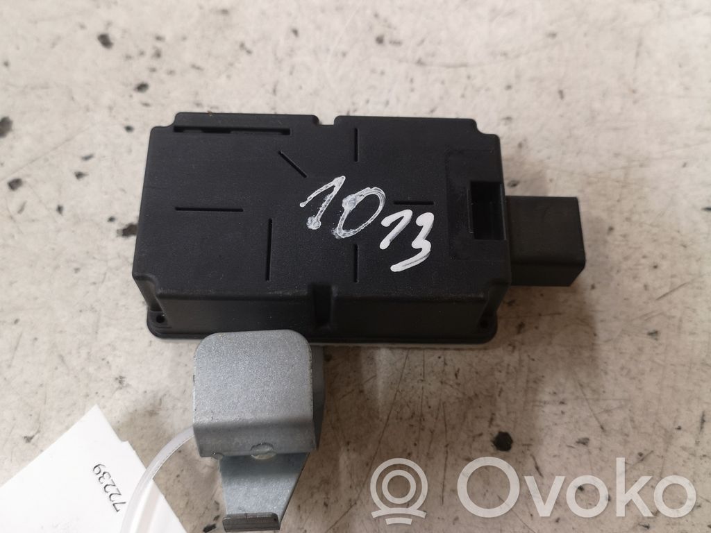 Mazda 6 Door central lock control unit/module 