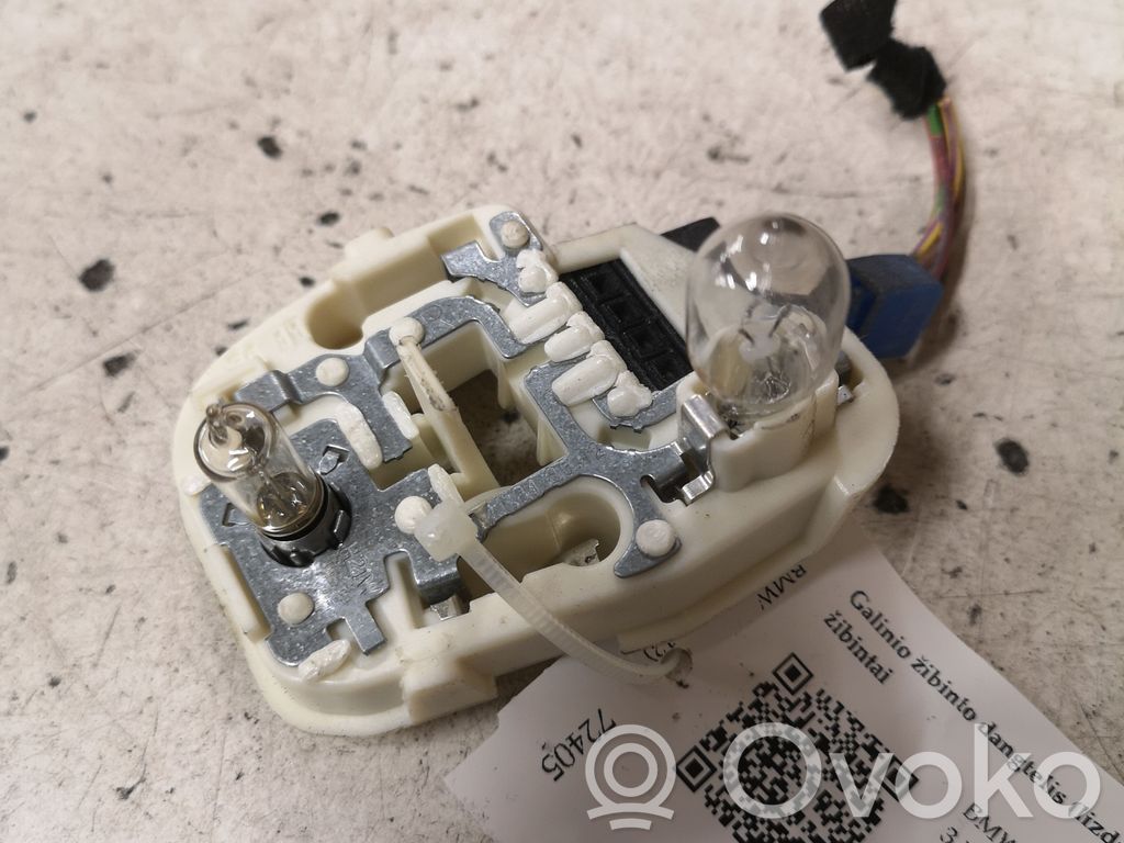 BMW 3 E90 E91 Tail light bulb cover holder 