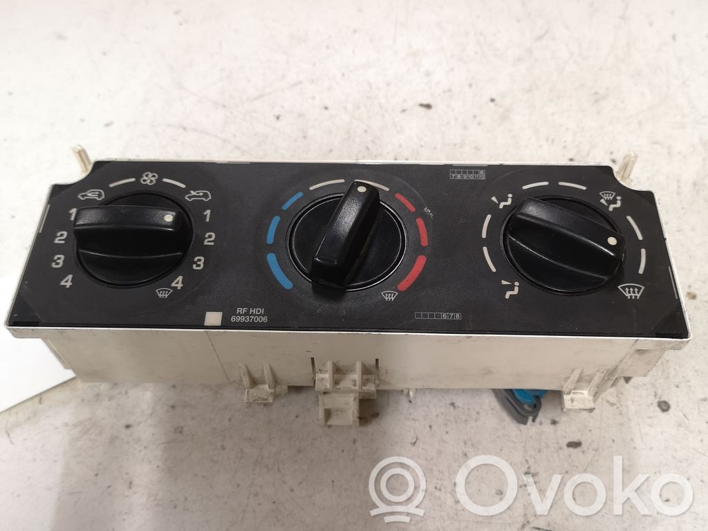 Citroen Berlingo Climate control unit 