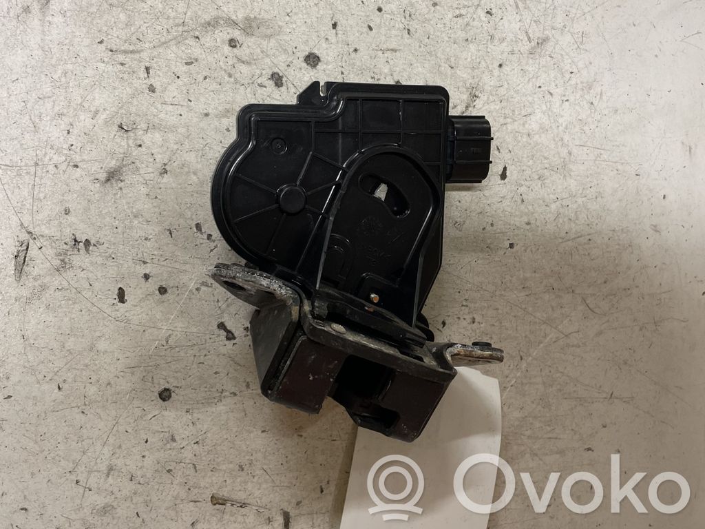 Toyota Auris 150 Loading door lock 