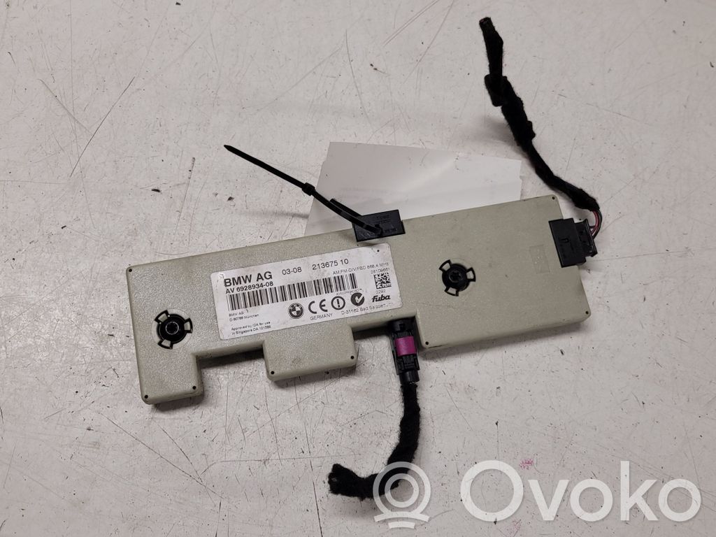 BMW 3 E90 E91 Antenos stiprintuvas 