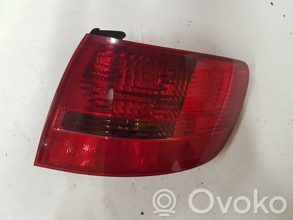 Audi A6 S6 C6 4F Lampa tylna 