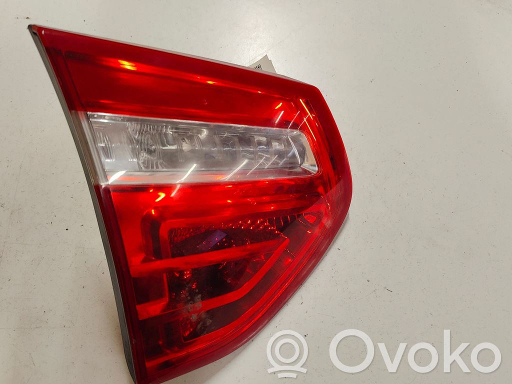 Citroen C4 I Picasso Lampy tylnej klapy bagażnika 