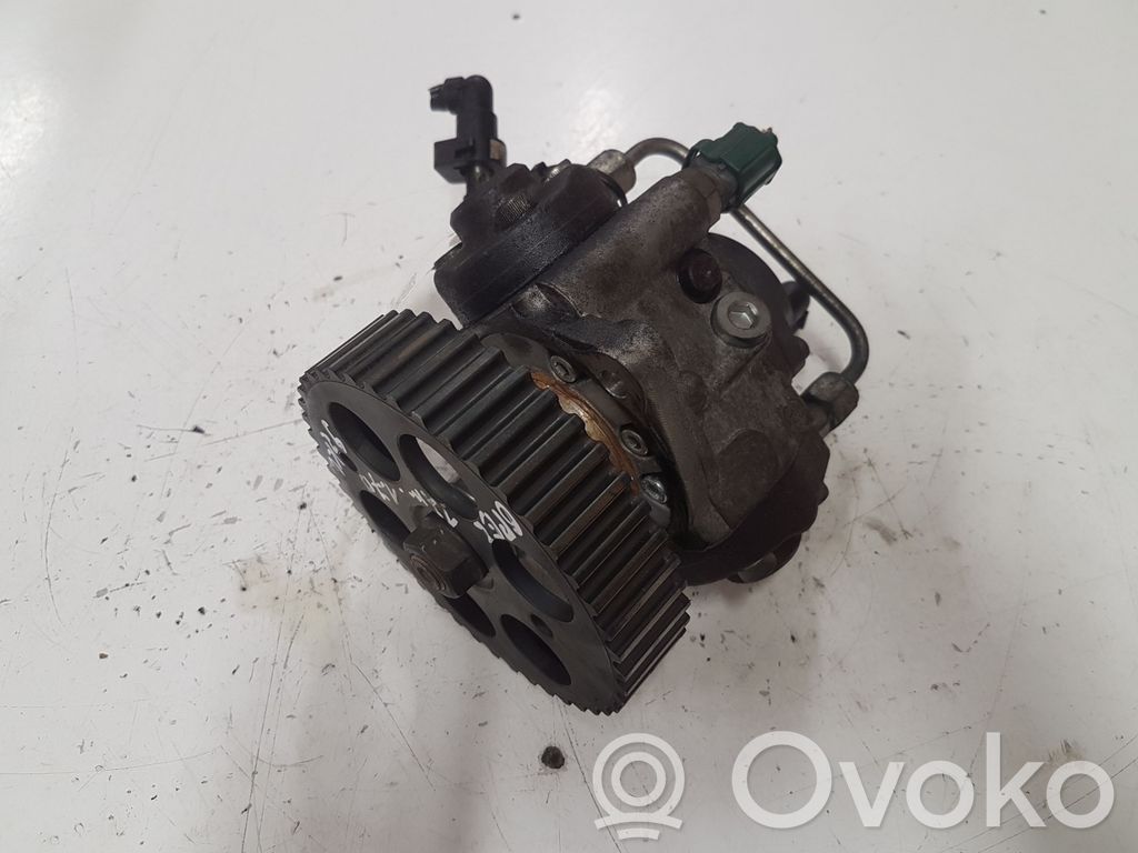Opel Astra H Fuel injection high pressure pump 
