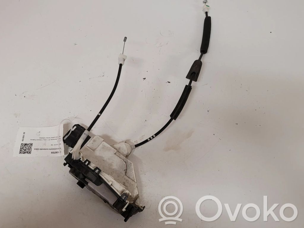 Citroen C3 Priekšpusē slēdzene 