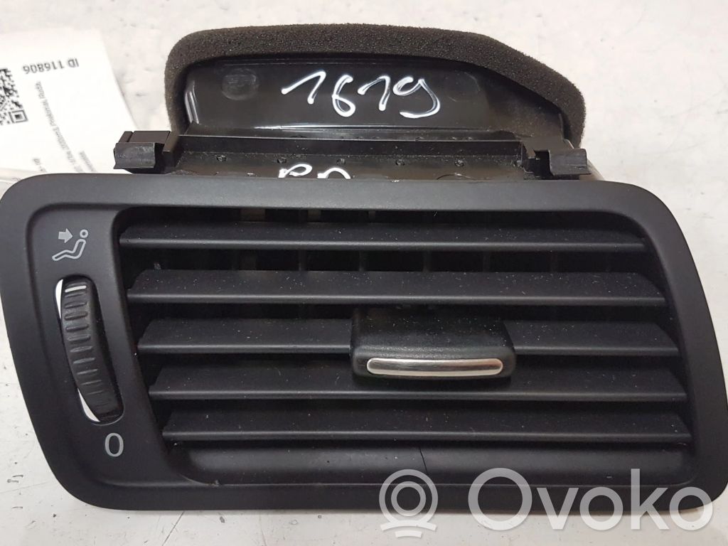 Volkswagen PASSAT B6 Grilă ventilație/ramă laterală bord 