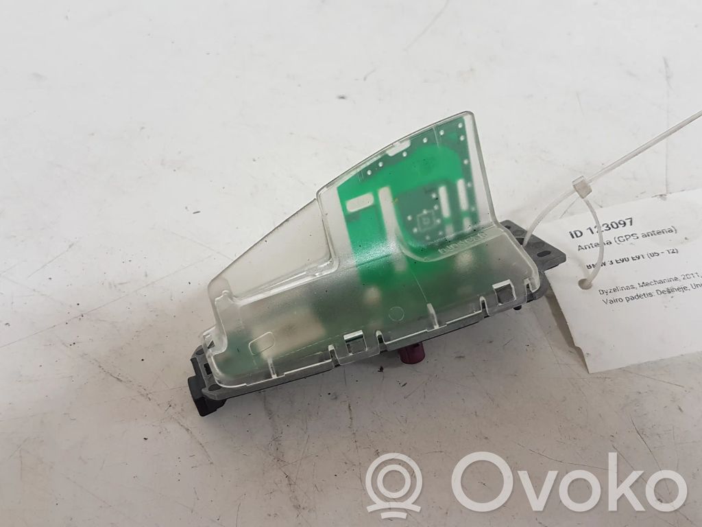 BMW 3 E90 E91 GPS-pystyantenni 