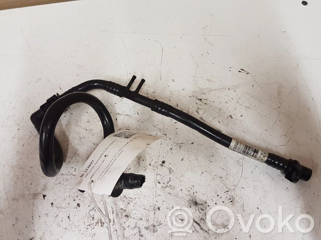 BMW 5 F10 F11 Conductă/furtun vacuum 