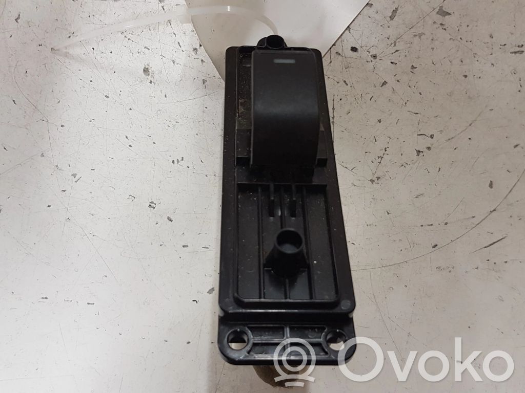 Interruptor del elevalunas eléctrico   5AA867EA04