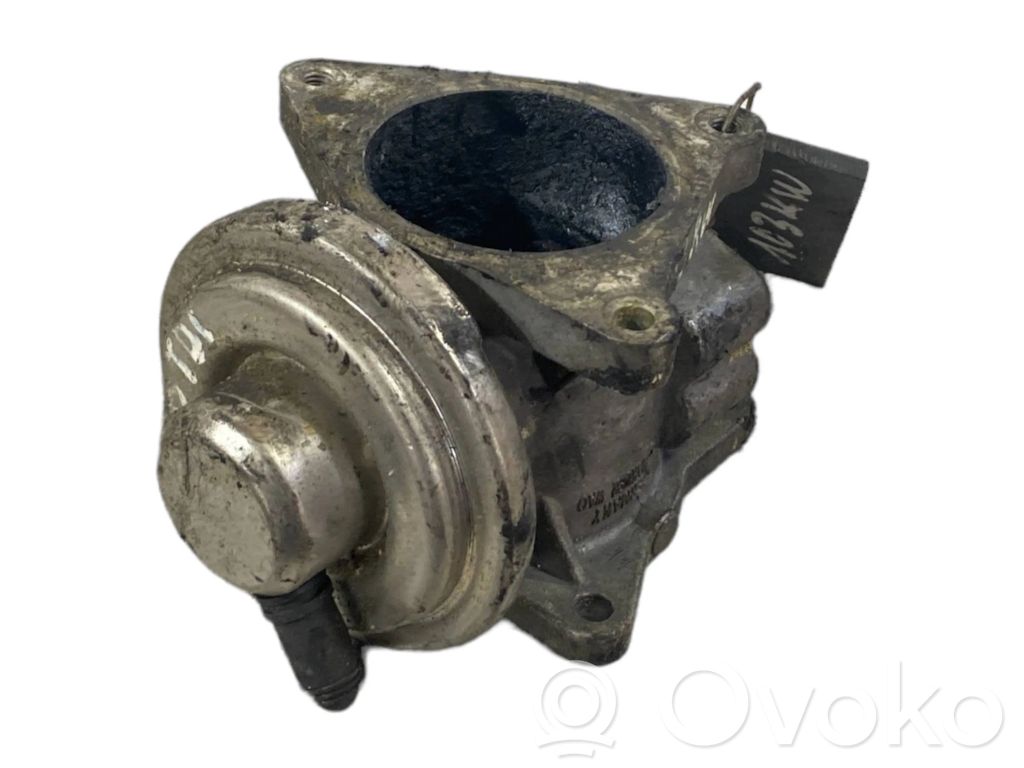 Volkswagen PASSAT B6 Supapă EGR 