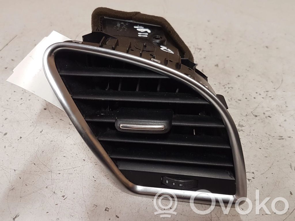 Audi A4 S4 B8 8K Grilă ventilație/ramă laterală bord 