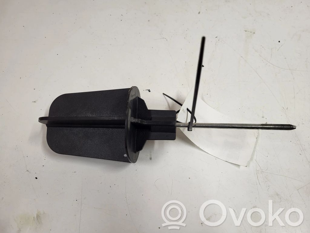 Ford Mondeo MK IV Tornillo de la rueda de repuesto