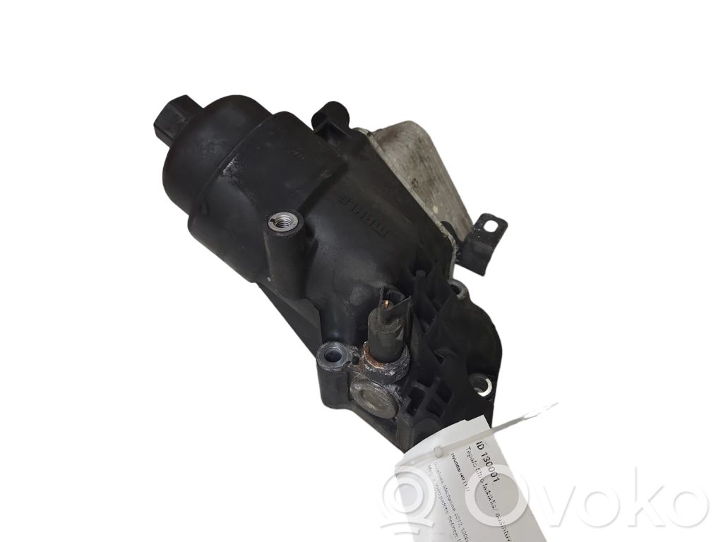 Hyundai i40 Oil filter mounting bracket 