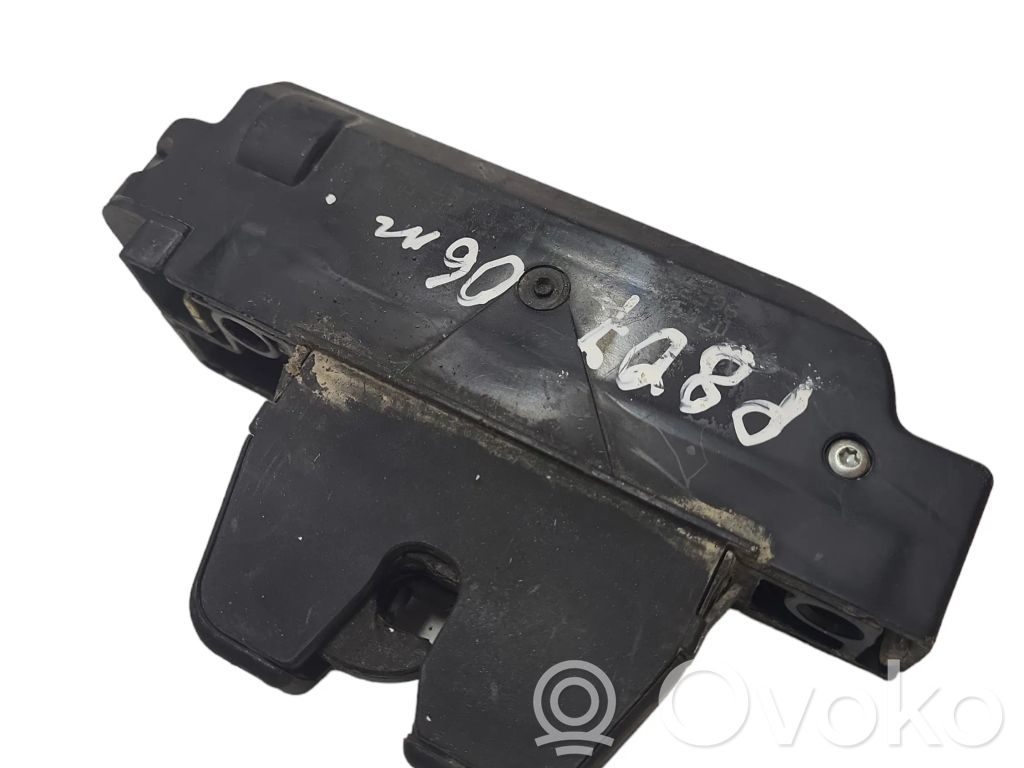 Peugeot 807 Tailgate/trunk/boot lock/catch/latch 